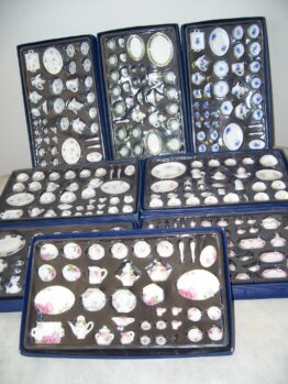 35 Piece Dinner Sets