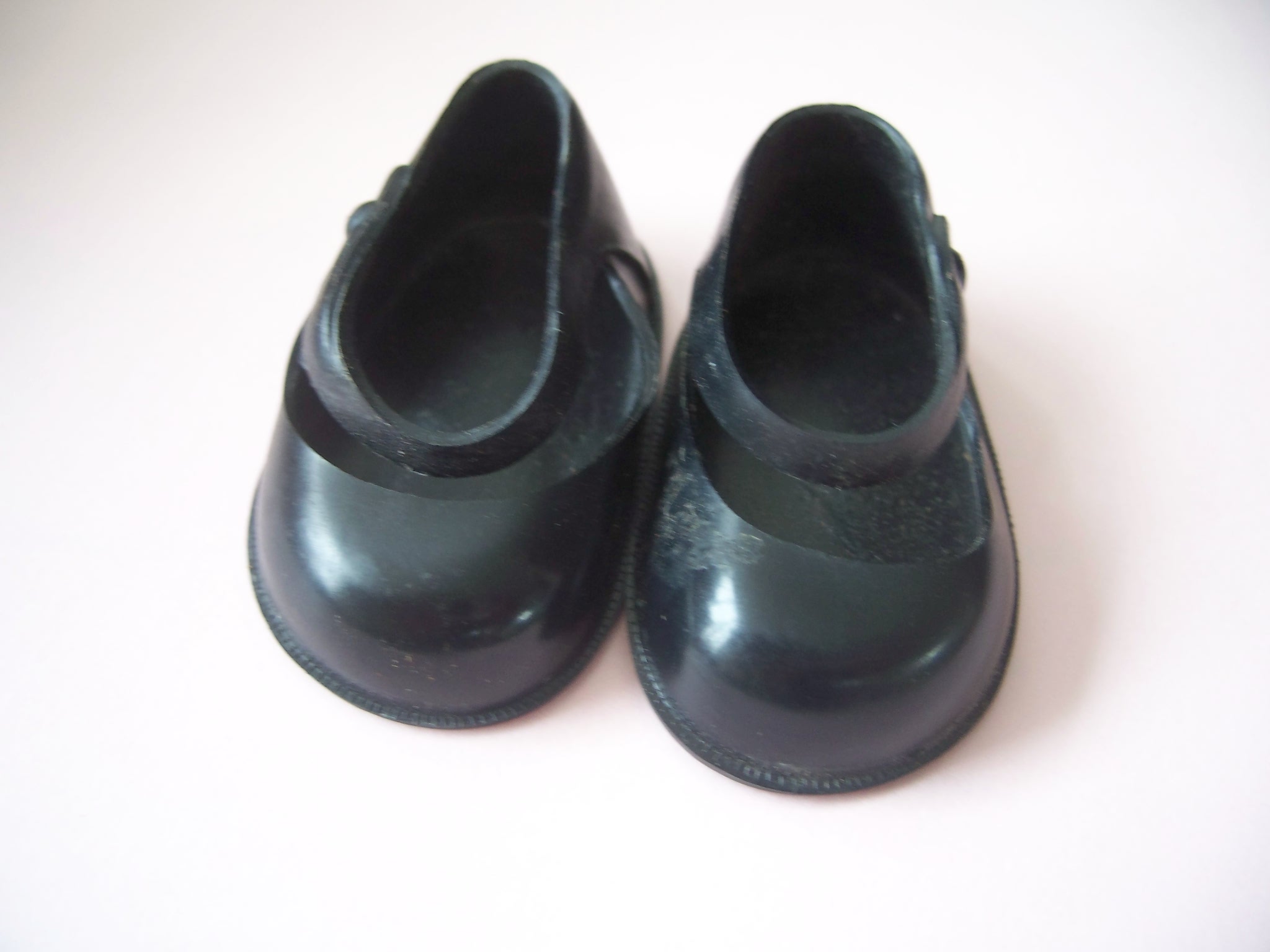 Plastic Doll Shoe Style 37 Plastic Doll Shoe Style 37