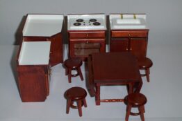 9 Piece Kitchen Set